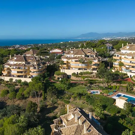 Beautiful 2 Bedroms Located In Elviria Hills Apartment Marbella